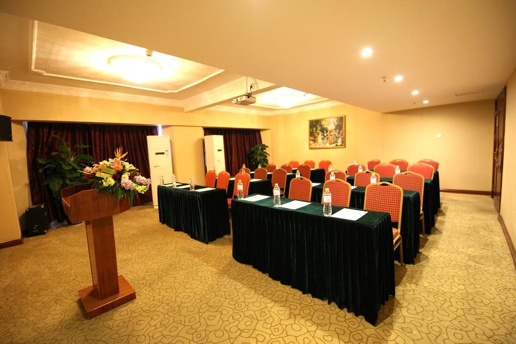 Vienna Hotel Chaoyang Nanning Exterior photo