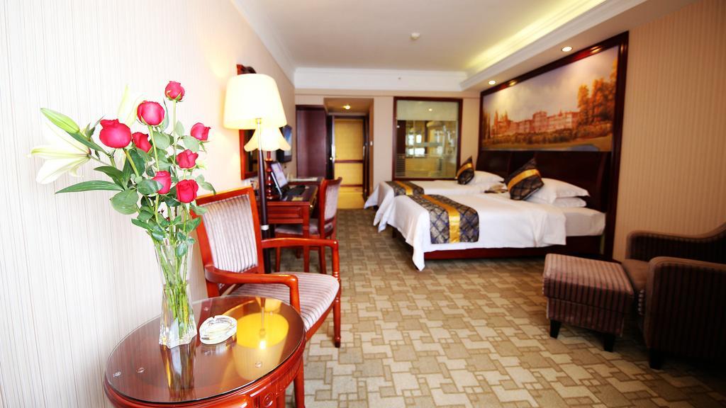 Vienna Hotel Chaoyang Nanning Exterior photo