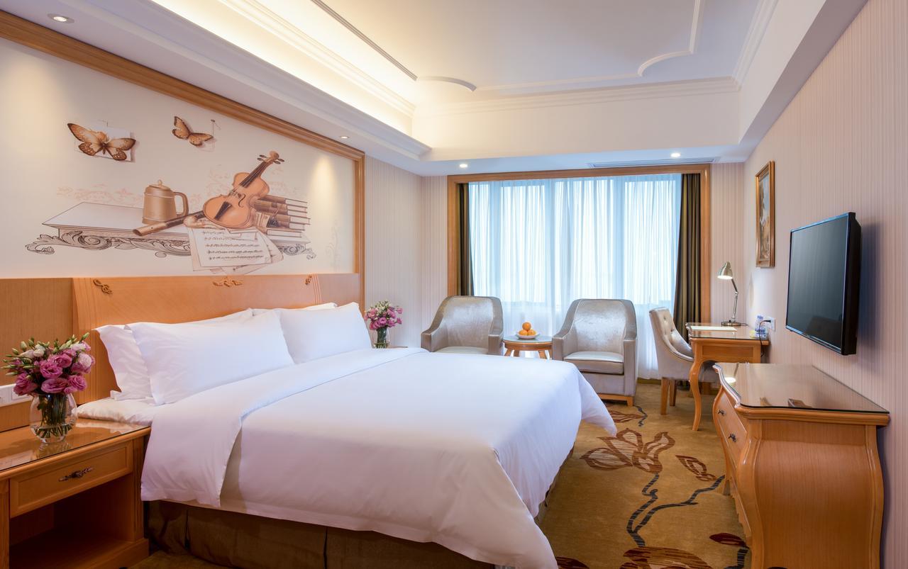 Vienna Hotel Chaoyang Nanning Exterior photo
