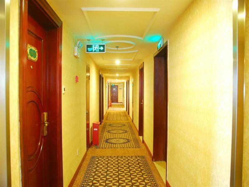 Vienna Hotel Chaoyang Nanning Exterior photo